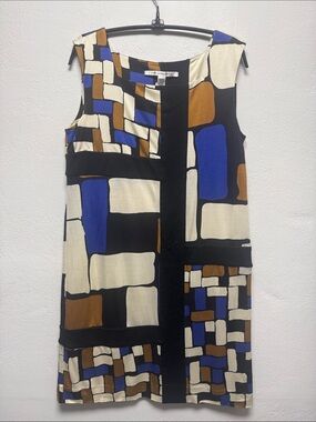 Sleeveless Geometric Print Shift Skirt in Black, Blue, Brown, and Cream